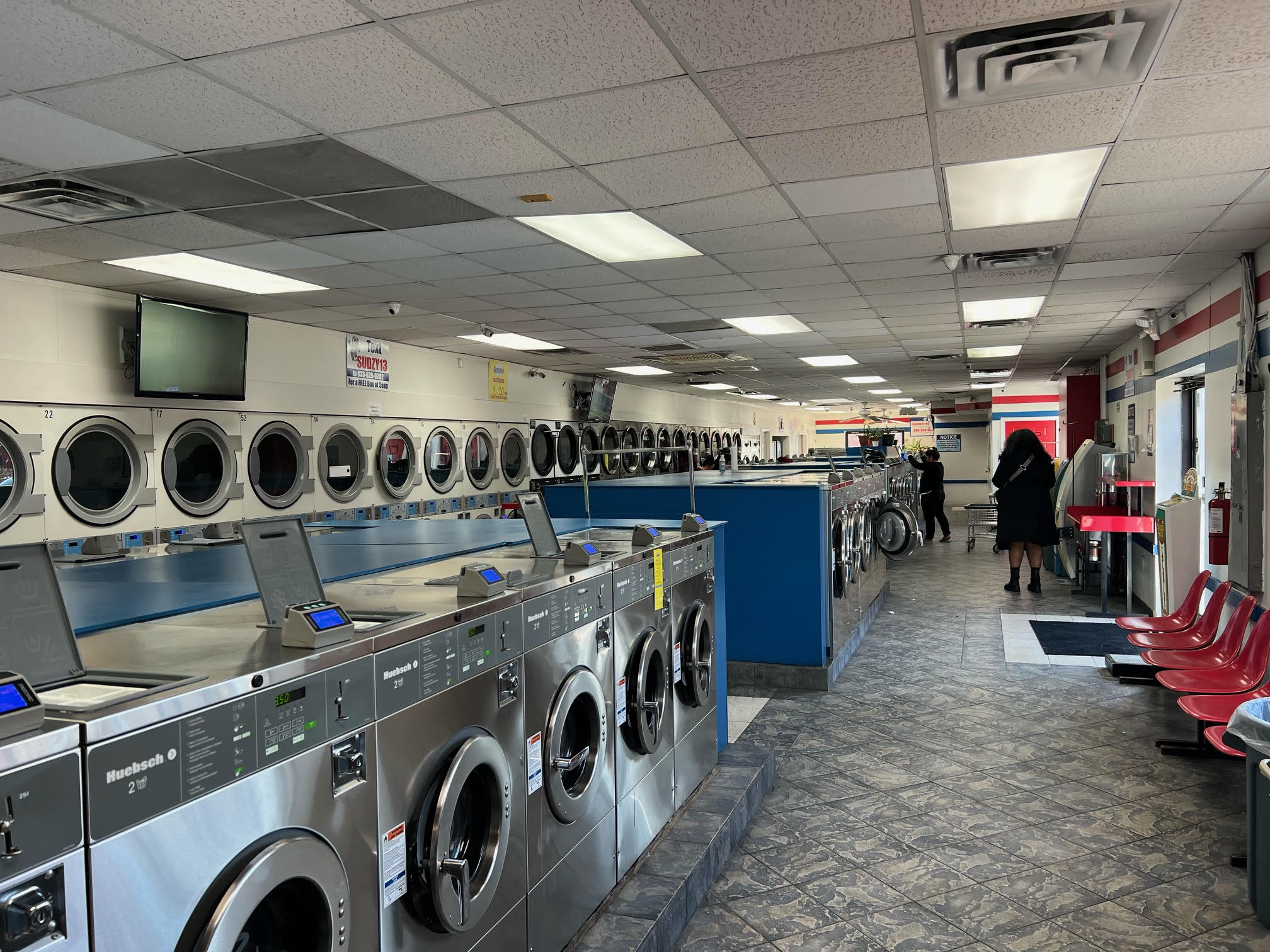 Laundromat for sale Falls Church, VA interior photo